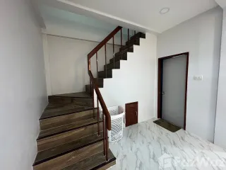 Casa adosada en venta de 3 habitaciones en Bang Lamung, Chonburi
