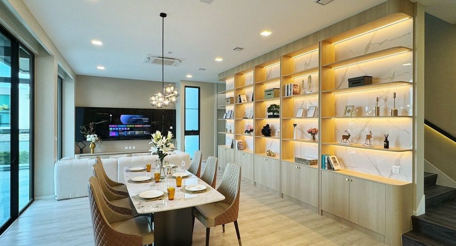 For sale and for rent 4 bedrooms house in Saphan Sung, Bangkok