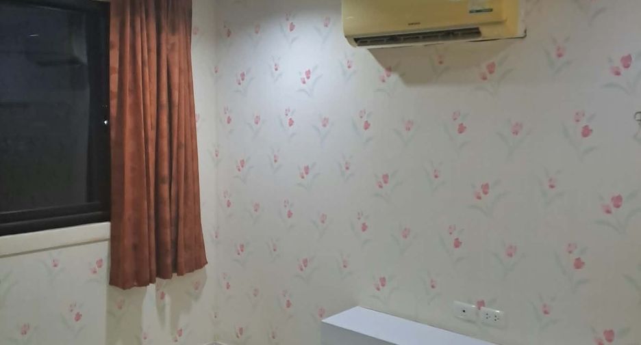 For sale 1 bed condo in Si Racha, Chonburi