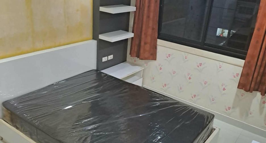 For sale 1 bed condo in Si Racha, Chonburi