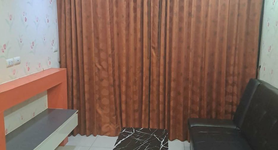 For sale 1 bed condo in Si Racha, Chonburi