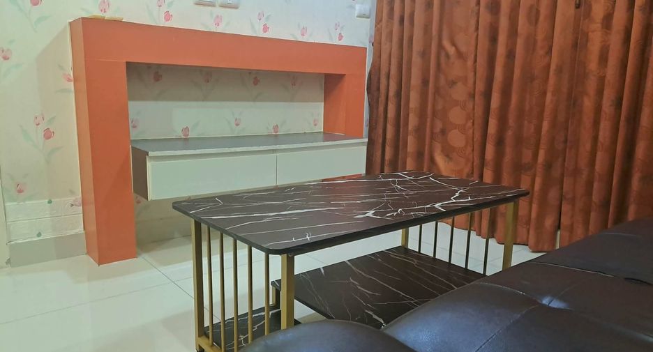 For sale 1 bed condo in Si Racha, Chonburi
