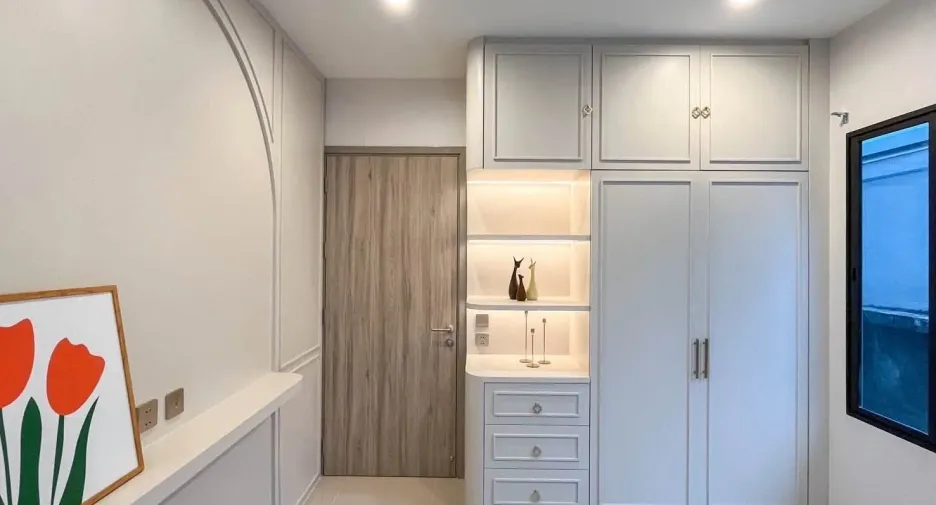 Casa en venta y en alquiler de 4 habitaciones en Prawet, Bangkok