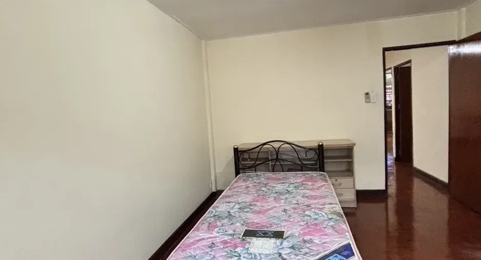 For sale 3 bedrooms townhouse in Suan Luang, Bangkok
