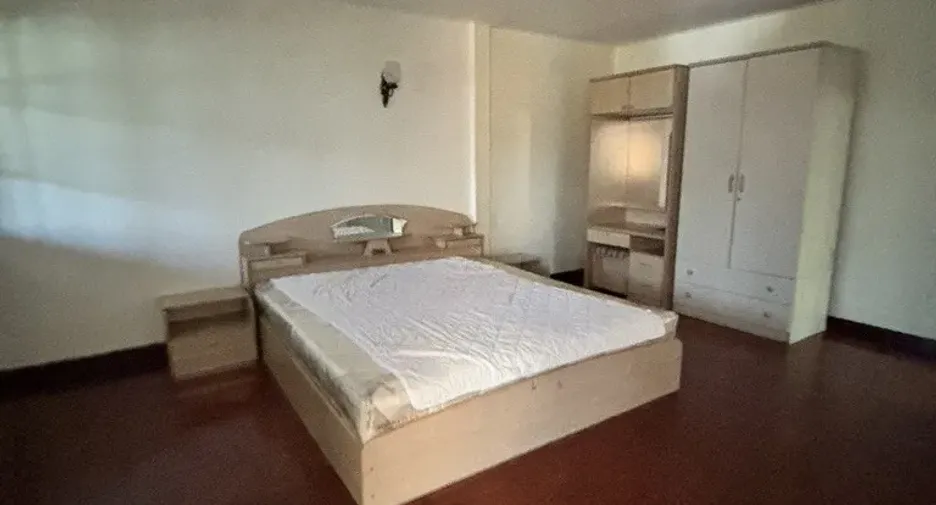 For sale 3 bedrooms townhouse in Suan Luang, Bangkok