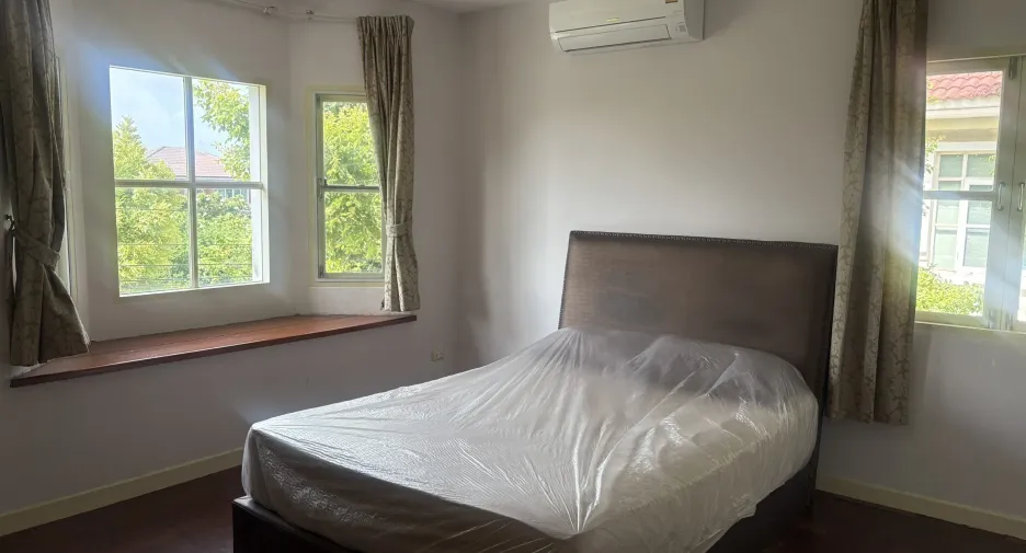 For sale and for rent 3 bedrooms house in Bang Phli, Samut Prakan