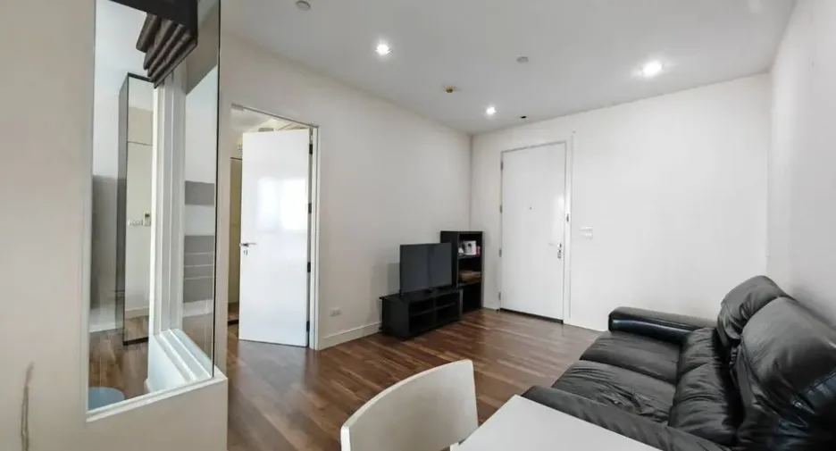 For rent 1 Beds condo in Phra Khanong, Bangkok