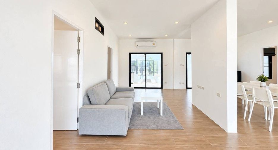 For sale 4 bedrooms house in Mueang Phuket, Phuket