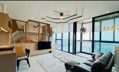 Condo en alquiler de 2 habitaciones en Bang Kho Laem, Bangkok