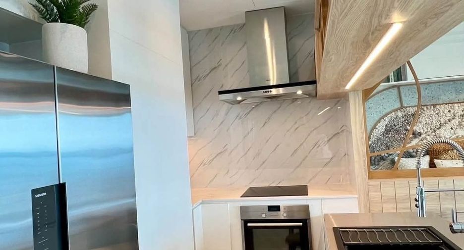 Condo en alquiler de 2 habitaciones en Bang Kho Laem, Bangkok