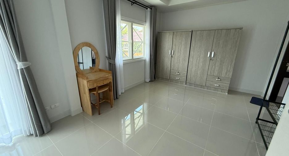 For rent 4 ベッドルーム house in Mueang Phuket, Phuket
