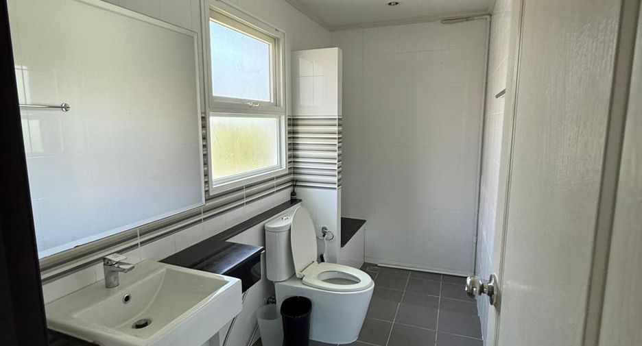 For rent 4 ベッドルーム house in Mueang Phuket, Phuket