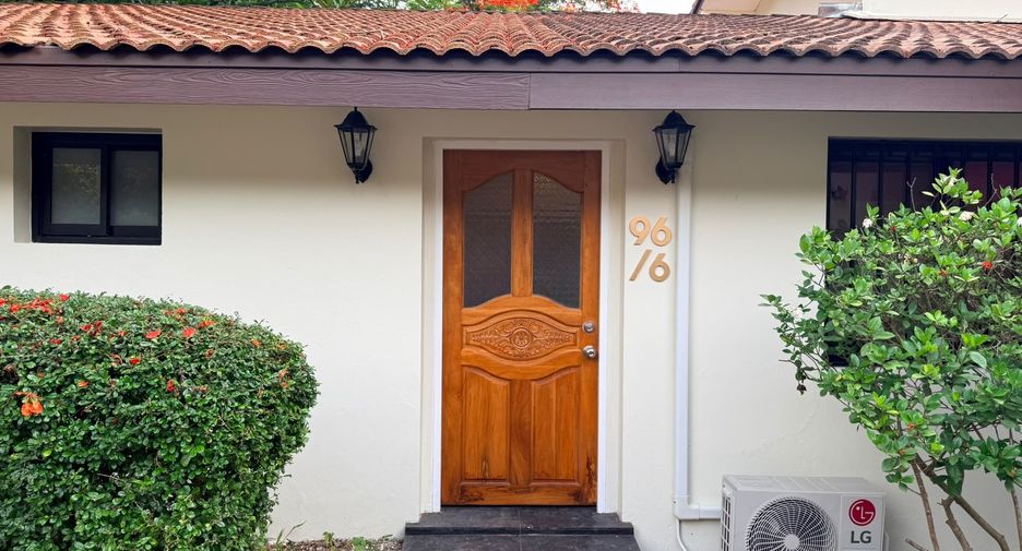 Villa zur Miete mit 4 Zimmer in Bang Lamung, Chonburi