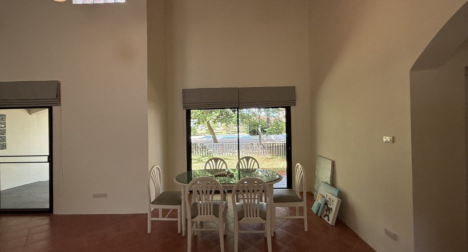 Villa zur Miete mit 4 Zimmer in Bang Lamung, Chonburi