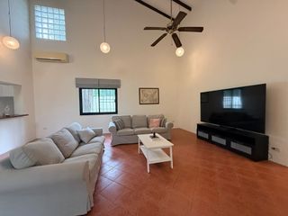 Villa zur Miete mit 4 Zimmer in Bang Lamung, Chonburi