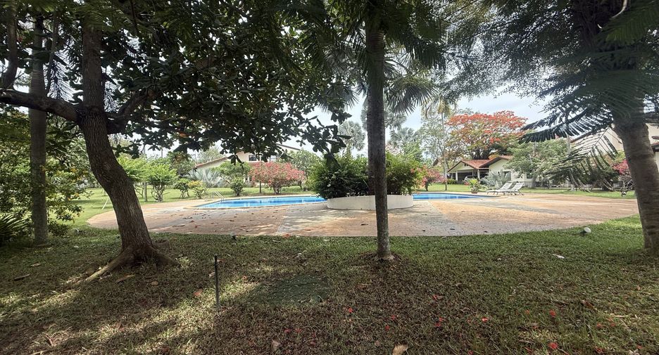 Villa zur Miete mit 4 Zimmer in Bang Lamung, Chonburi