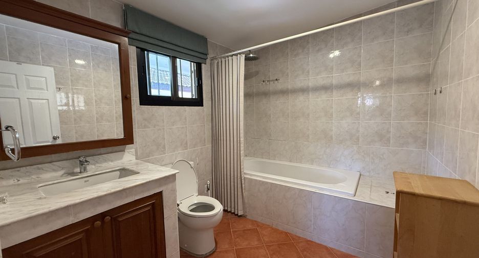 Villa zur Miete mit 4 Zimmer in Bang Lamung, Chonburi