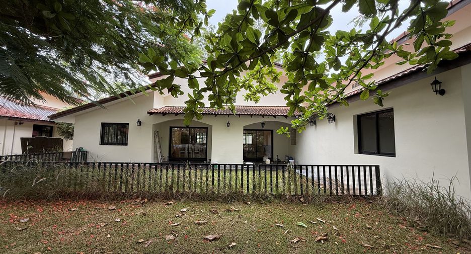 Villa zur Miete mit 4 Zimmer in Bang Lamung, Chonburi