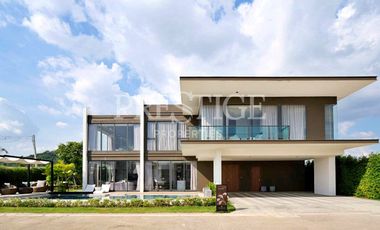 For sale 4 bedrooms house in Bang Lamung, Chonburi