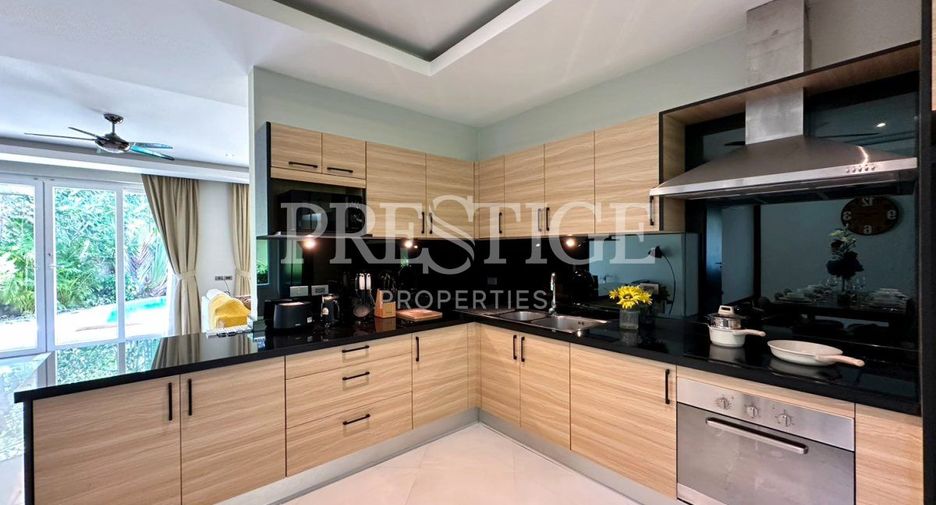 For sale 4 bedrooms house in Bang Lamung, Chonburi