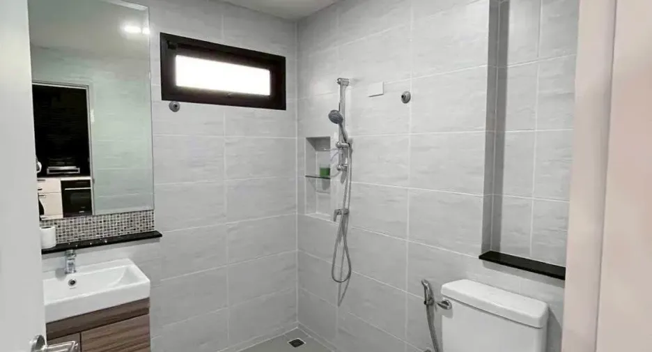 Haus zum Kauf mit 4 Zimmer in Bang Phli, Samut Prakan