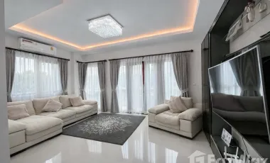 Haus zum Kauf mit 4 Zimmer in Bang Phli, Samut Prakan