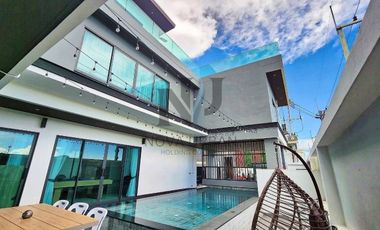 Villa zur Miete mit 6 Zimmer in Bang Lamung, Chonburi