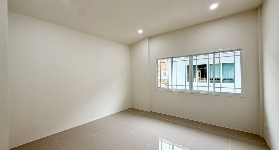 Reihenhaus zum Kauf mit 3 Zimmer in Mueang Phuket, Phuket