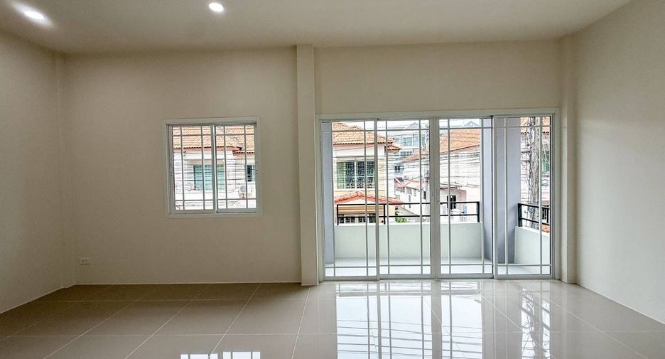 Reihenhaus zum Kauf mit 3 Zimmer in Mueang Phuket, Phuket