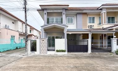 Reihenhaus zum Kauf mit 3 Zimmer in Mueang Phuket, Phuket