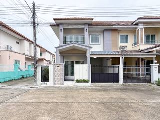 Reihenhaus zum Kauf mit 3 Zimmer in Mueang Phuket, Phuket