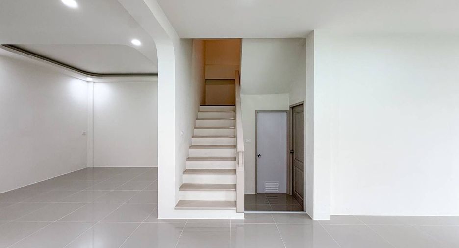 Reihenhaus zum Kauf mit 3 Zimmer in Mueang Phuket, Phuket