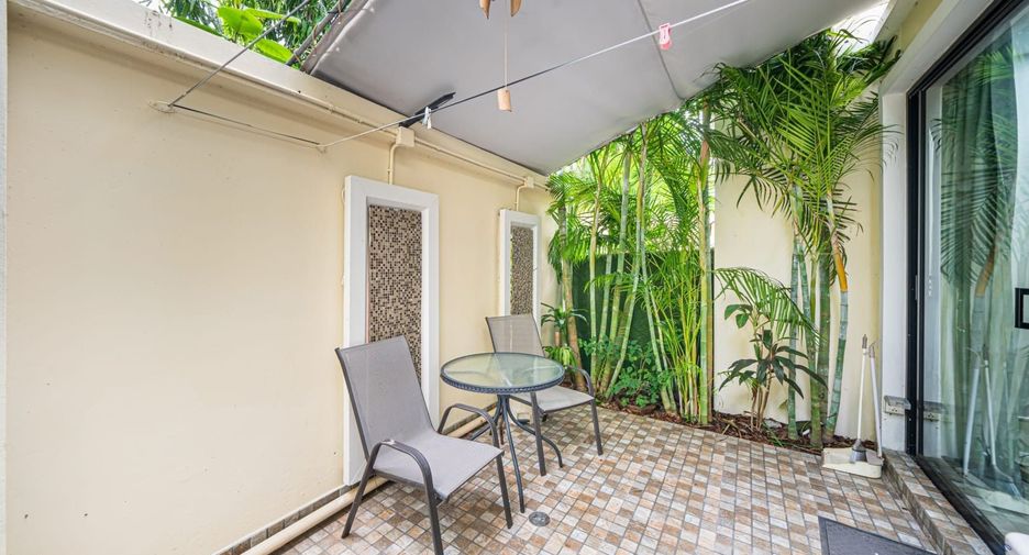 For sale 2 bedrooms apartment in Mueang Phuket, Phuket