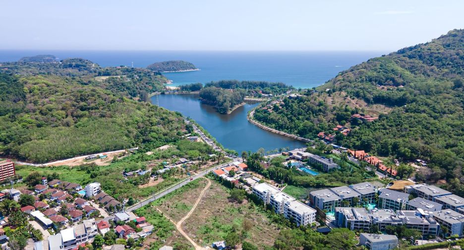 For sale 2 bedrooms apartment in Mueang Phuket, Phuket