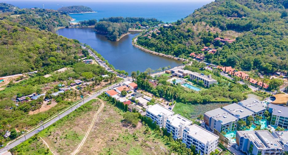 For sale 2 bedrooms apartment in Mueang Phuket, Phuket
