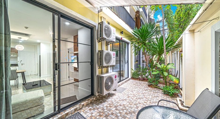 For sale 2 bedrooms apartment in Mueang Phuket, Phuket
