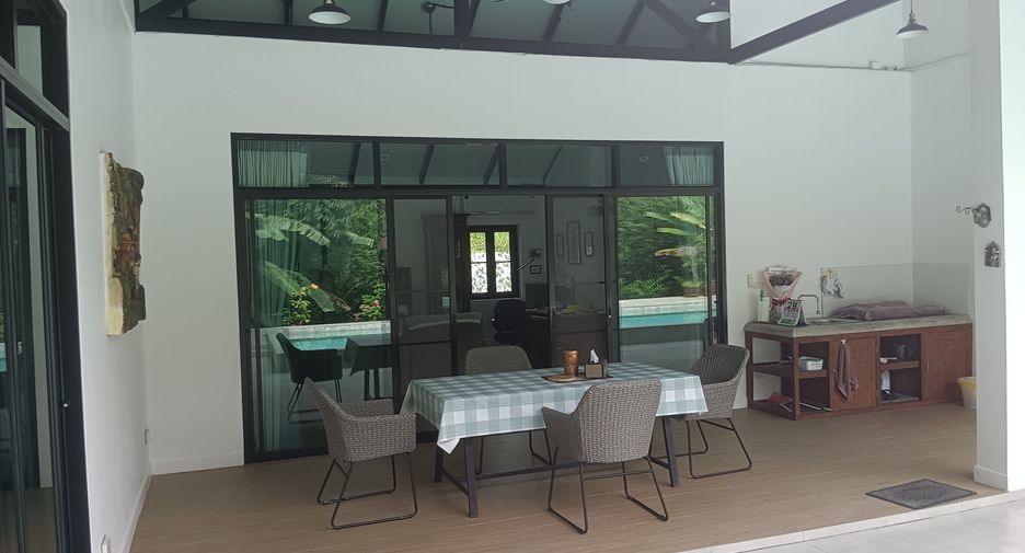 Villa zum Kauf mit 1 Zimmer in Thai Mueang, Phang Nga