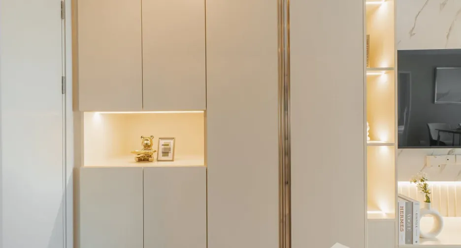 For rent 2 bedrooms condo in Bang Na, Bangkok