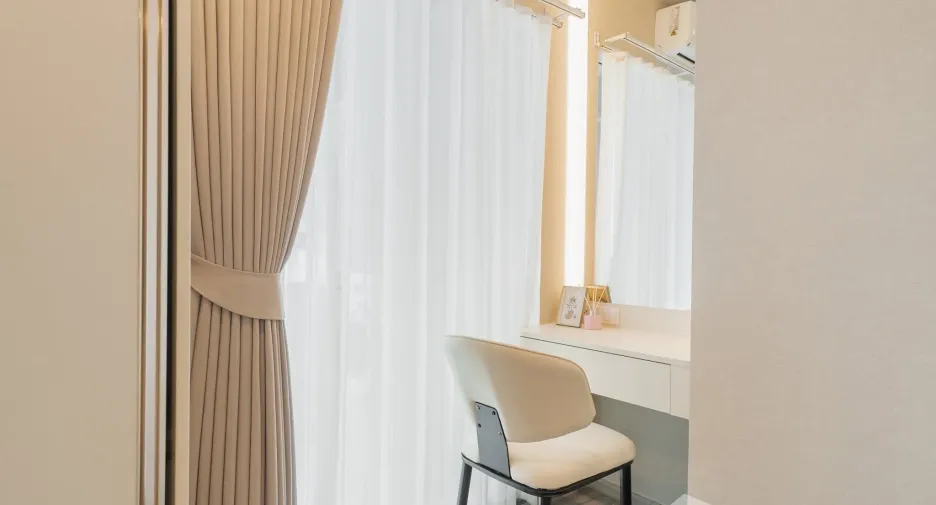 For rent 2 bedrooms condo in Bang Na, Bangkok