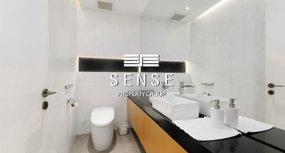 For sale 3 bedrooms condo in Watthana, Bangkok