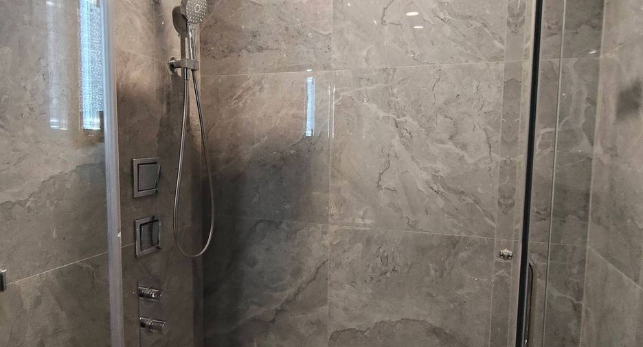 For sale 1 bed condo in Bang Kho Laem, Bangkok