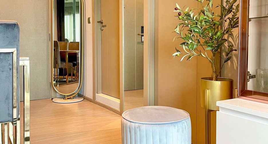 À vendre 1 chambre condo à Huai Khwang, Bangkok
