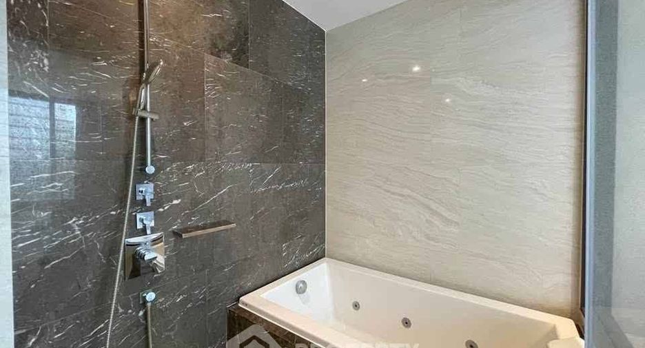 For sale 2 bedrooms condo in Bang Rak, Bangkok