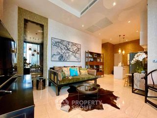 For sale 2 bedrooms condo in Bang Rak, Bangkok