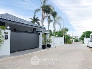 À vendre 3 chambres villa à Bang Lamung, Chonburi