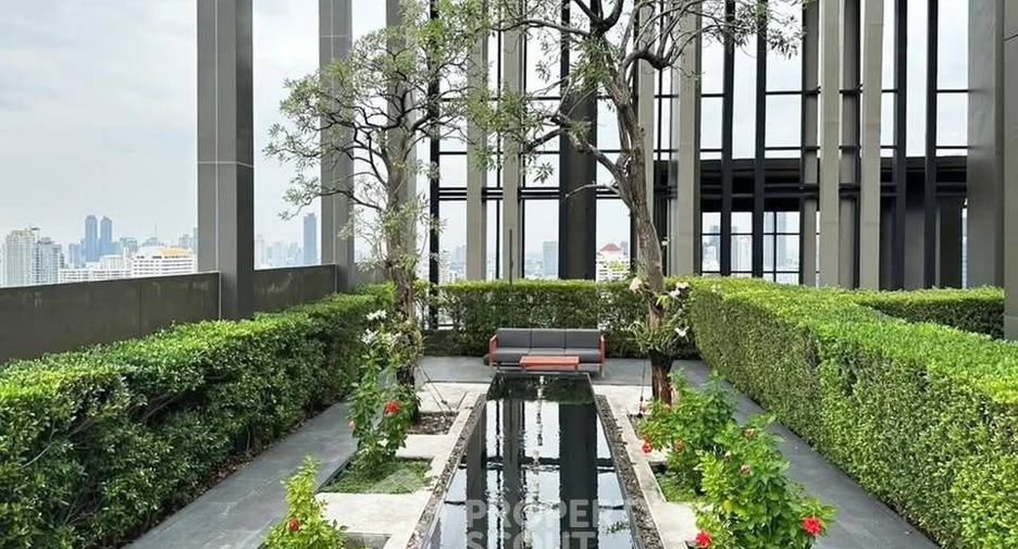 À vendre 1 chambre condo à Khlong Toei, Bangkok