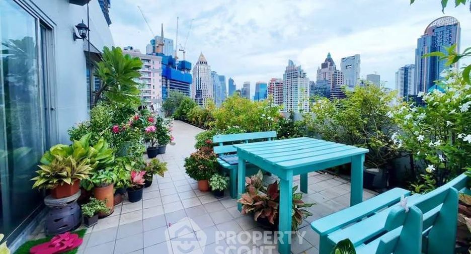 For sale 3 bedrooms condo in Bang Rak, Bangkok