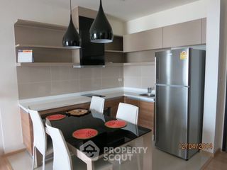 Wohnung zur Miete mit 2 Zimmer in Phra Khanong, Bangkok