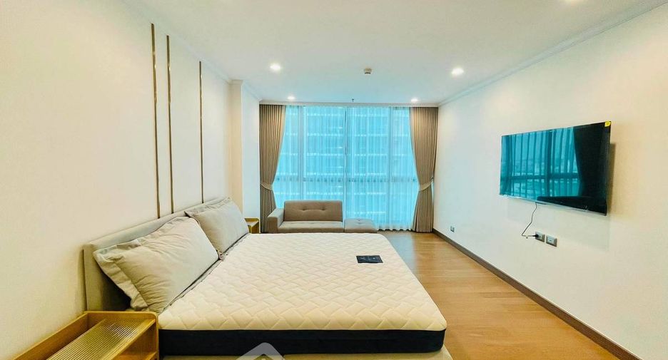 For rent 2 ベッドルーム condo in Watthana, Bangkok