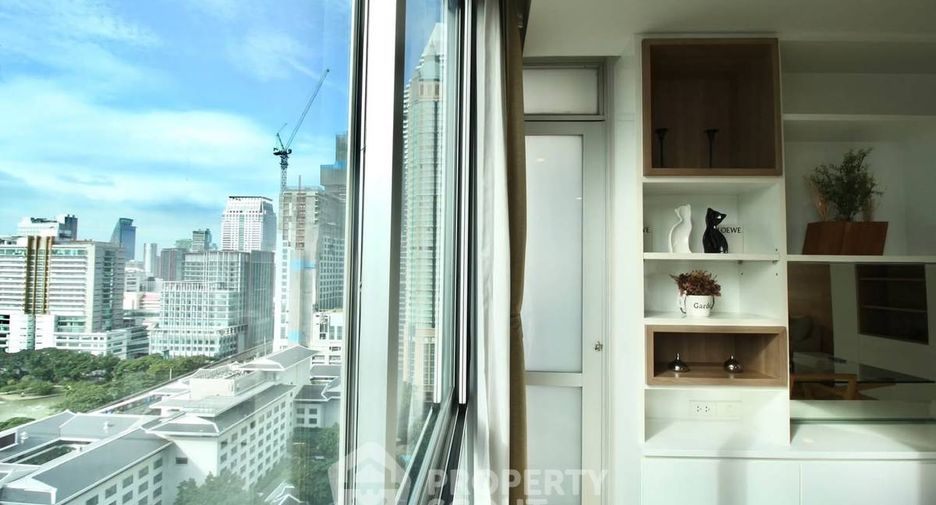 Wohnung zur Miete mit 2 Zimmer in Pathum Wan, Bangkok